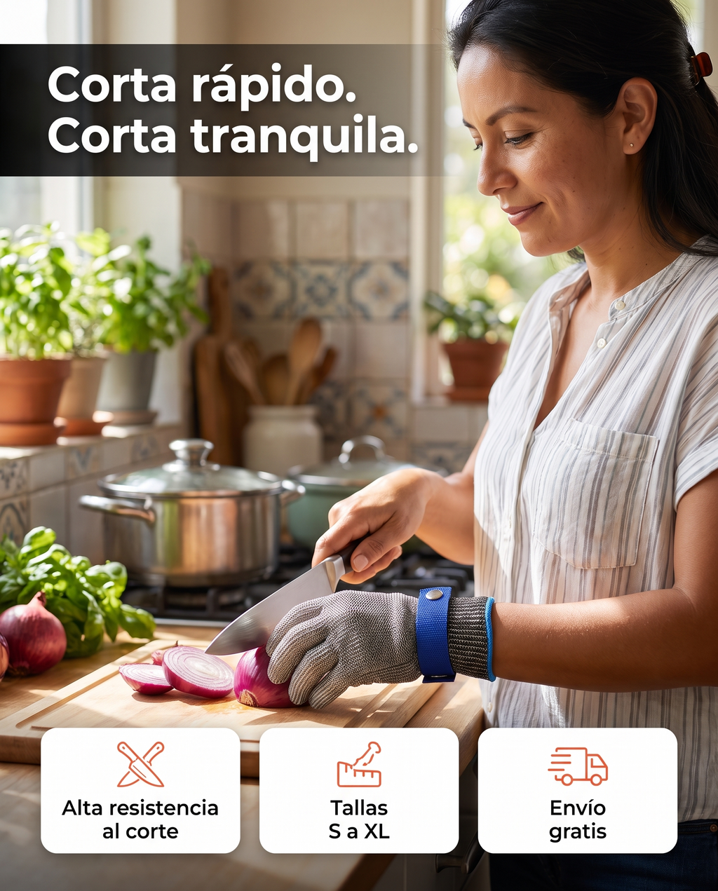 Guante anticorte en uso en la cocina